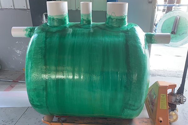 玻璃鋼化糞池購(gòu)買時(shí)要考察哪些內(nèi)容 玻璃鋼化糞池購(gòu)買時(shí)要考察哪些內(nèi)容