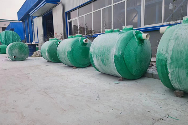 三格式化糞池選擇什么材質(zhì)的比較好 三格式化糞池選擇什么材質(zhì)的比較好